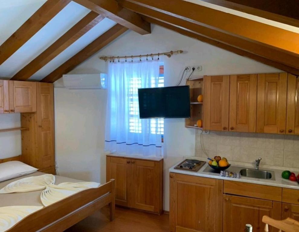 Lovely Studio Apartments Mali Raj Врсар Екстер'єр фото
