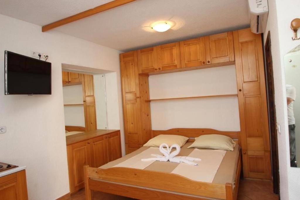 Lovely Studio Apartments Mali Raj Врсар Екстер'єр фото