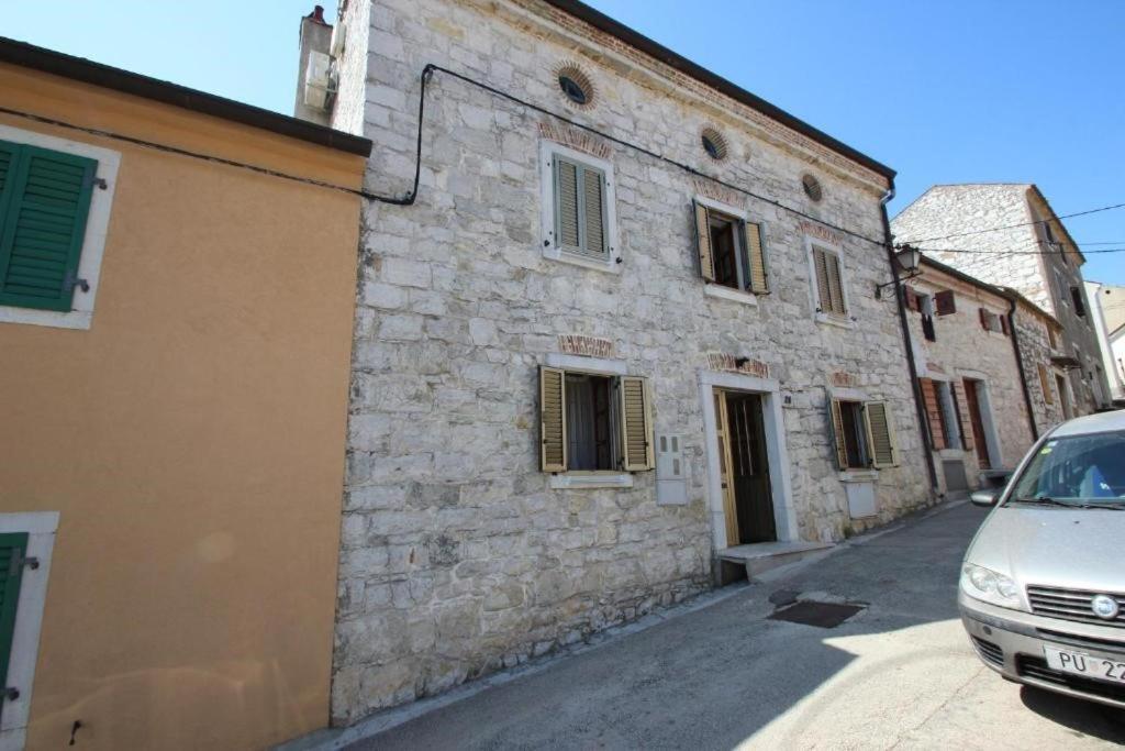 Lovely Studio Apartments Mali Raj Врсар Екстер'єр фото
